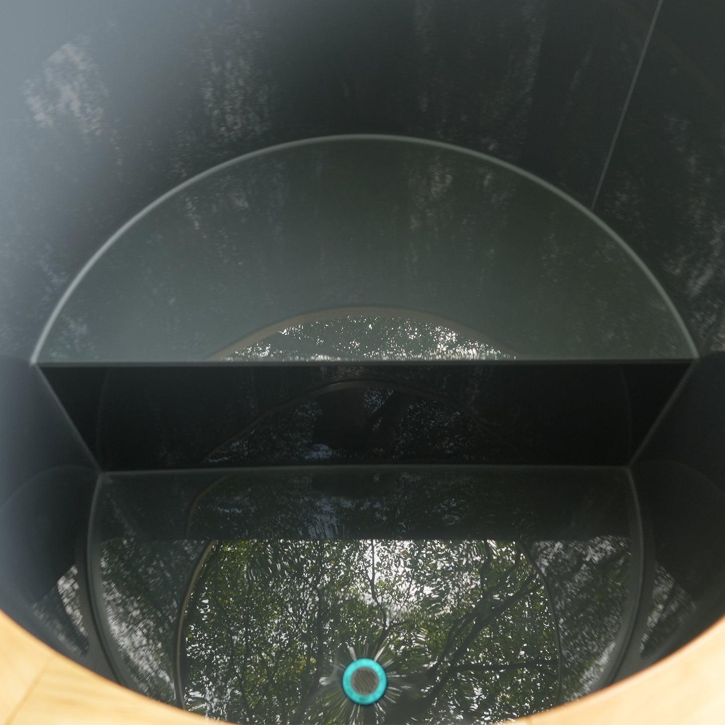 Composite Wood Ice Bath Tub with PP Liner, Black Round Bathtub for Cold Plunge Chiller